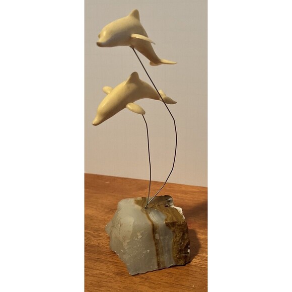 Marvin Wernick Kinetic 2 Dolphins on Wire Statue 1974 Quartz Marble Base Vintage - Picture 1 of 7